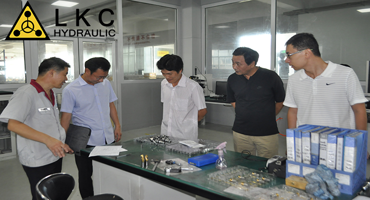 Five leaders of  a Chinese OEM visited LKC Hydraulic